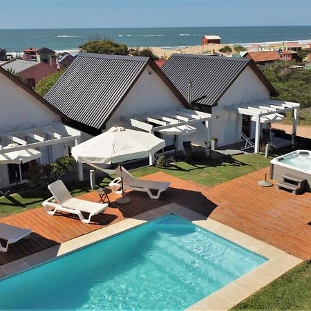 Kanaloah Lodge & Cabins Punta Del Diablo Exterior foto